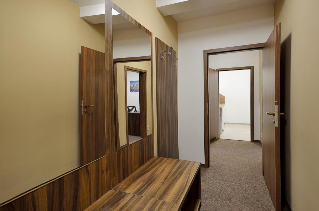 Penzion Kuzelna Hotel ทรุตนอฟ ภายนอก รูปภาพ